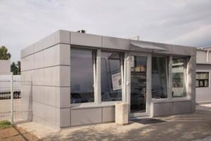 Algeco Shop – kontener sprzedażowy